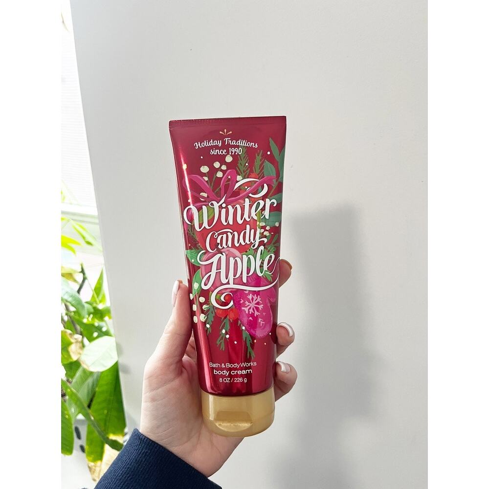 Bath & Body Works Winter Candle Apple Body Cream